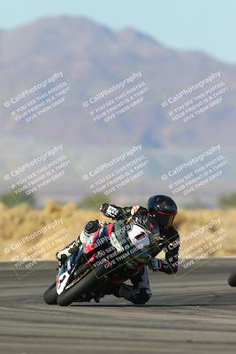 media/Dec-06-2024-CVMA Friday Practice (Fri) [[e1d1c5d4fc]]/4-Group 4 and Trackday/Session 4 (Turn 16)/